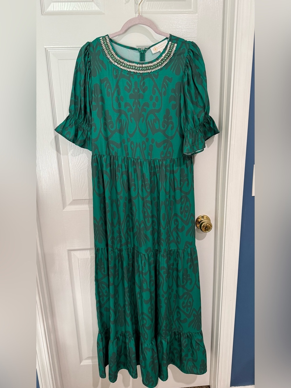 Emerald Patterned Tiered Maxi Dress with Ruffle Sleeves